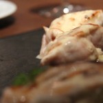 σφυρίδα με μελιτζάνα σε κενό αέρος και σoς λεμονιού