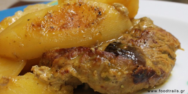 Μοσχάρι Bonne fillet στο φούρνο με πατάτες και γλυκό κουταλιού σταφύλι